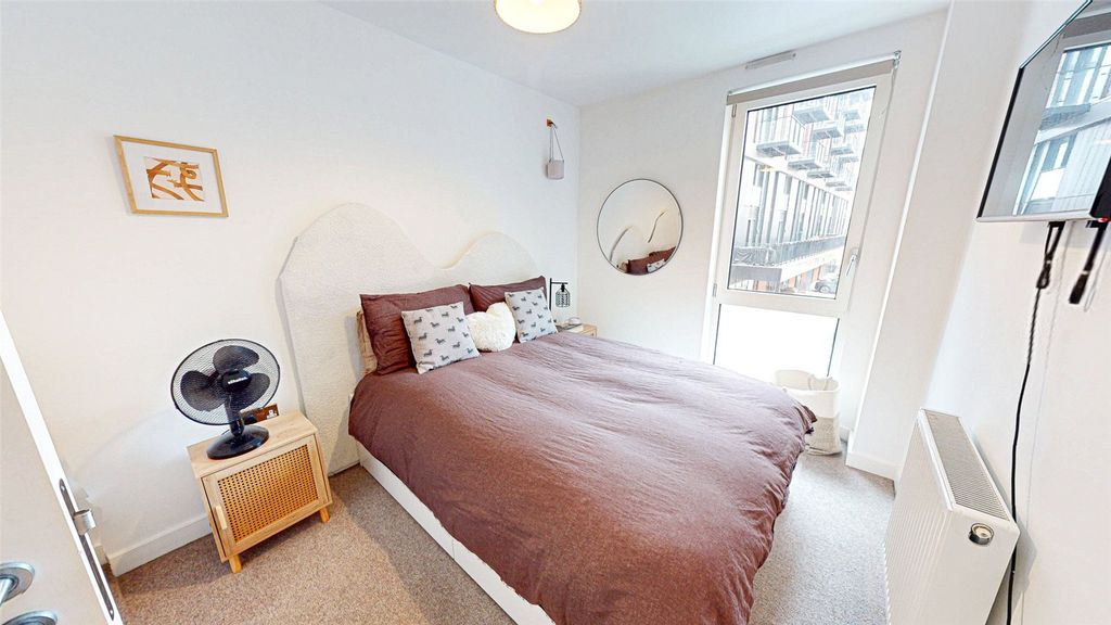 Property photo 2 of 7 Picture No. 10