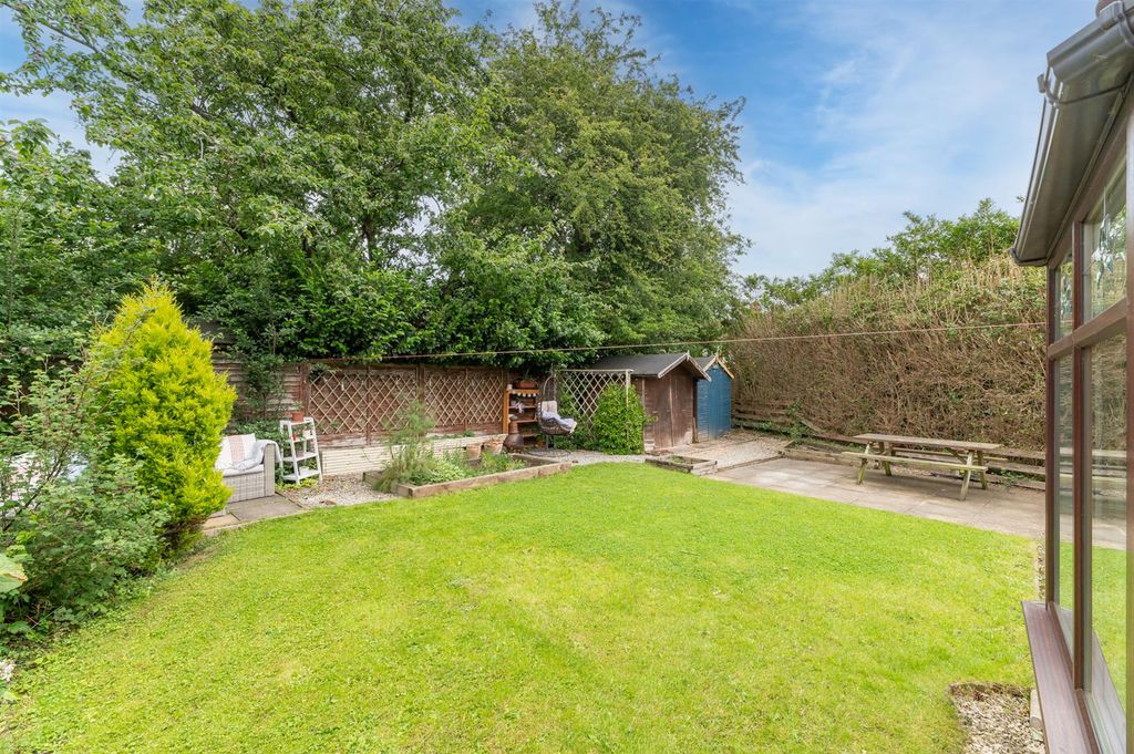 Property photo 2 of 25 Rear Garden