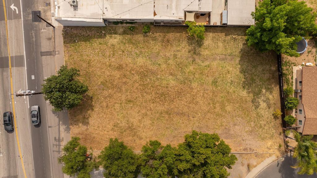 Property photo 3 of 10 <Alttext/>