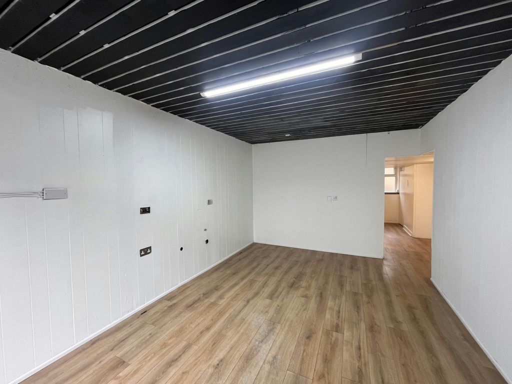 Property photo 3 of 4 Img_5490.Jpg