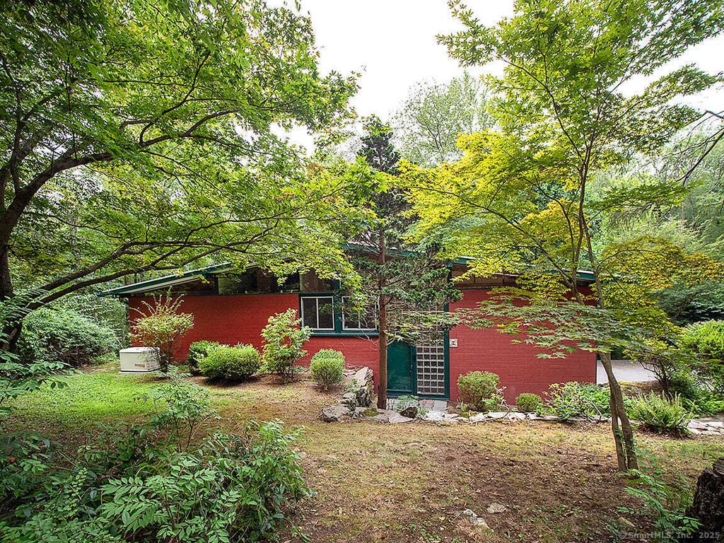 Property photo 1 of 31