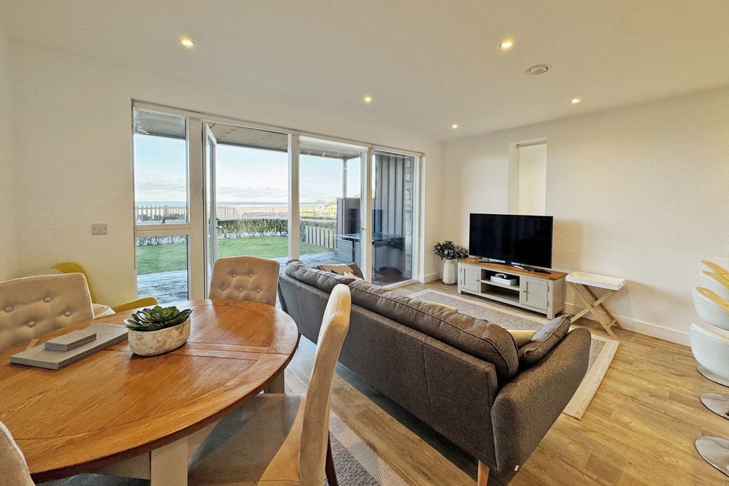 Property photo 3 of 16 Photo 3