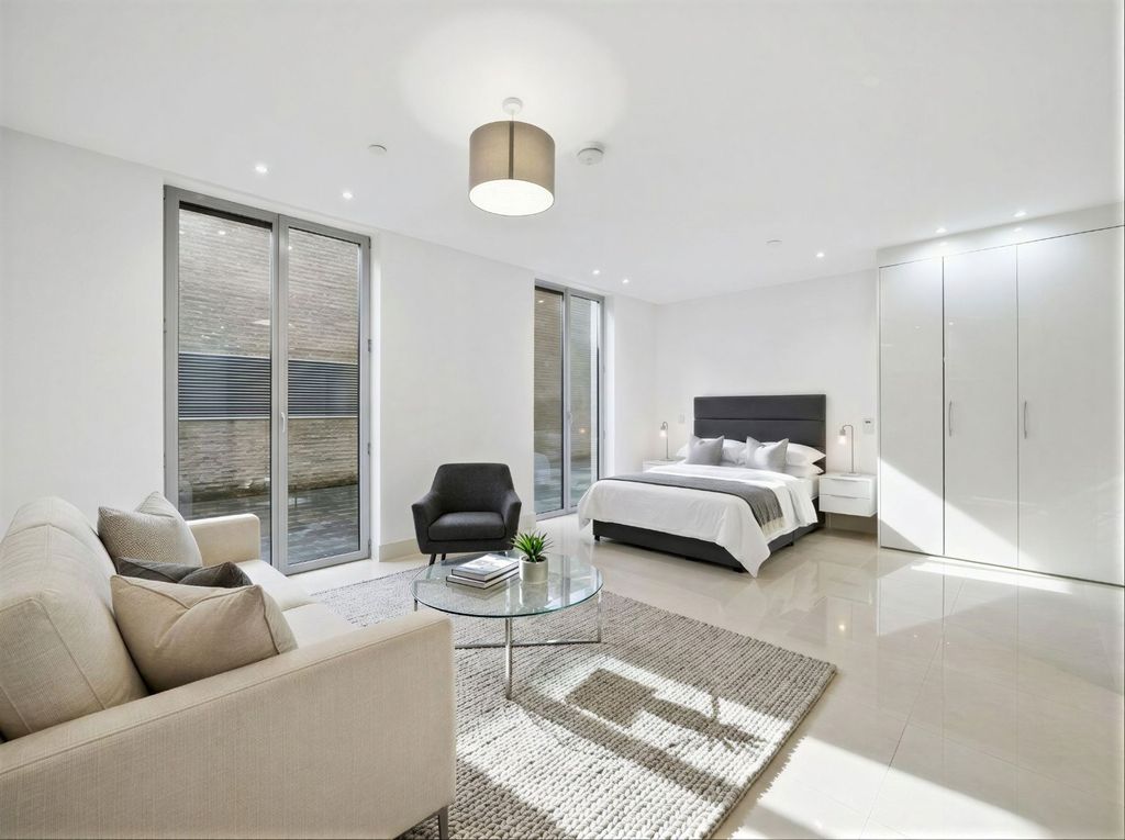 Property photo 2 of 14 Picture 2