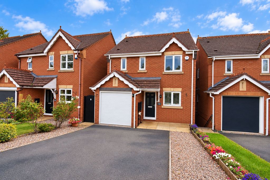 Property photo 3 of 46