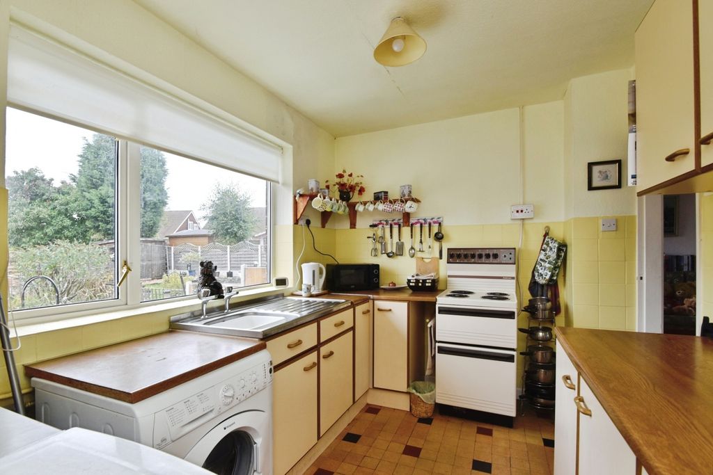 Property photo 3 of 17 Photo