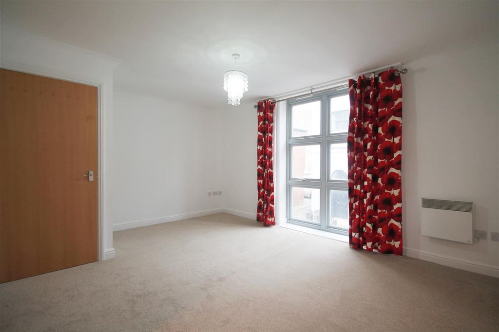 Property photo 3 of 5