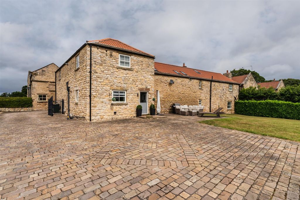 Property photo 3 of 41 Exterior And Gardens
