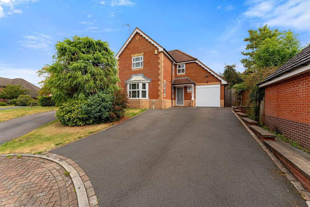 Property photo 1 of 49