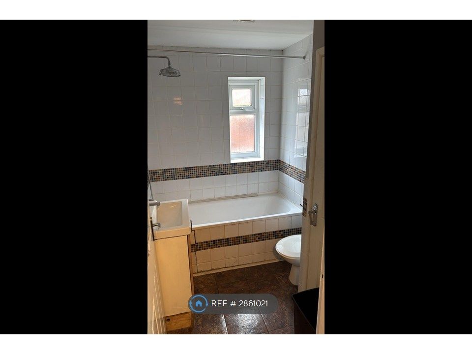 Additional image 7 of 2 bed flat to rentGrosvenor Court, Wellington, Telford TF1