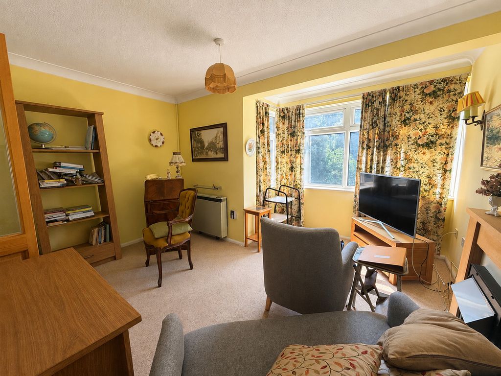 Property photo 2 of 7