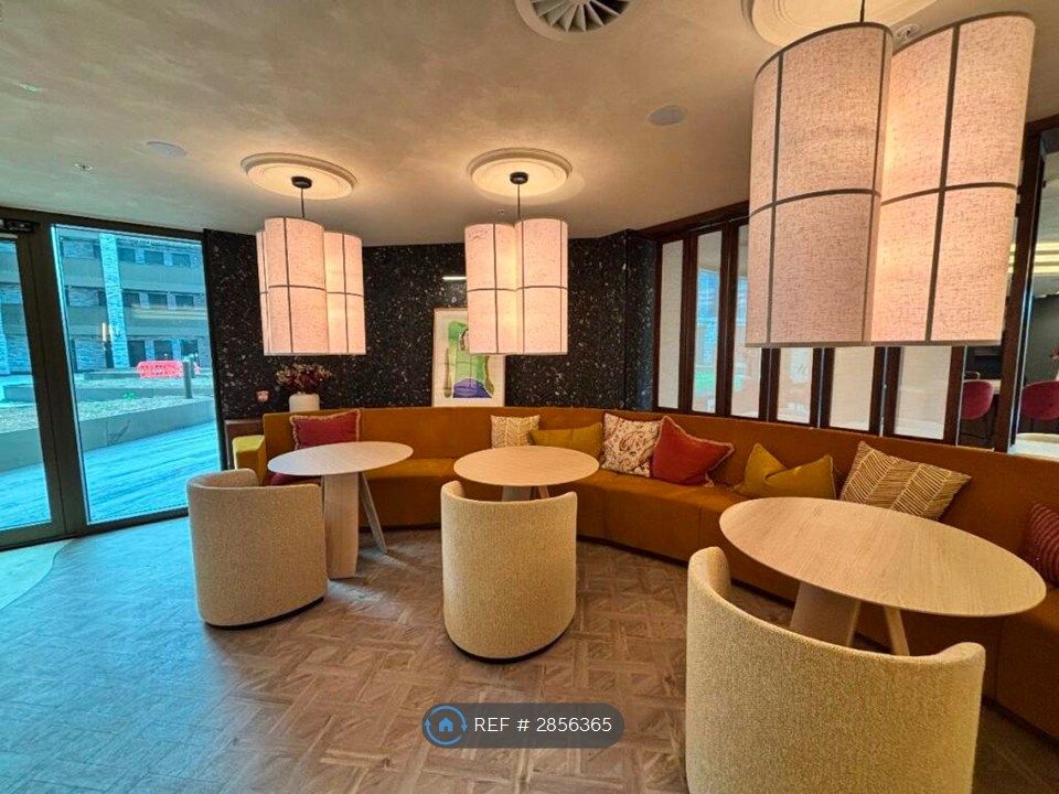 Property photo 3 of 20