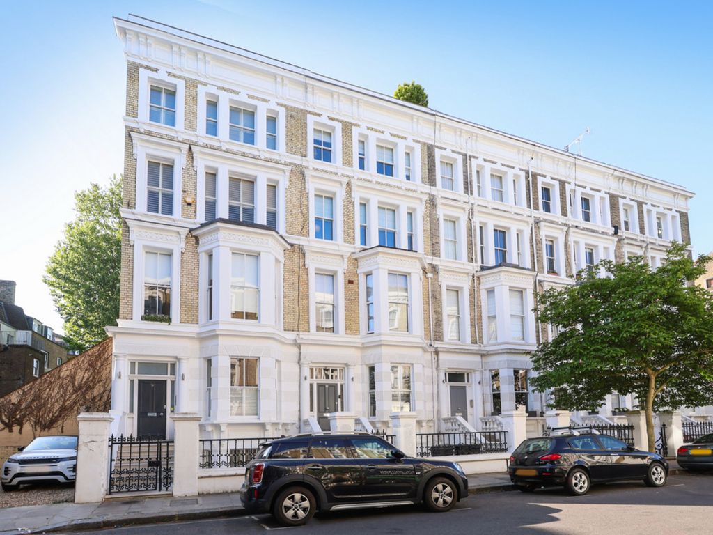 Property photo 1 of 12