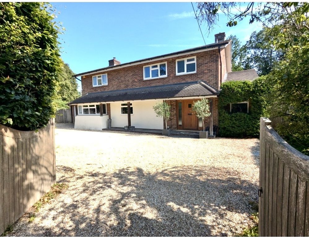 Property photo 1 of 31
