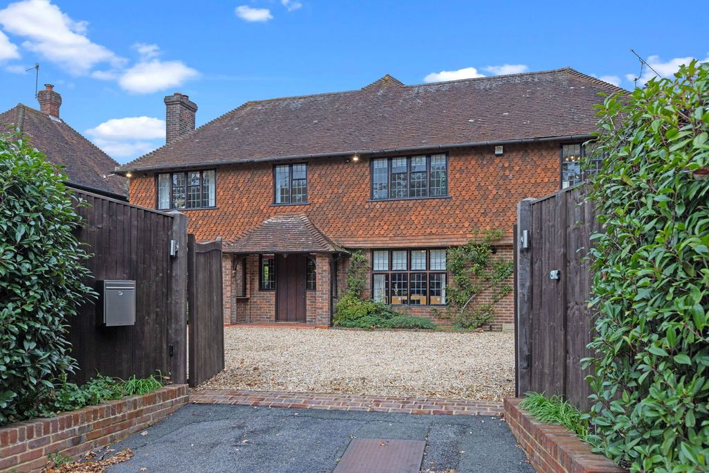 Property photo 3 of 36