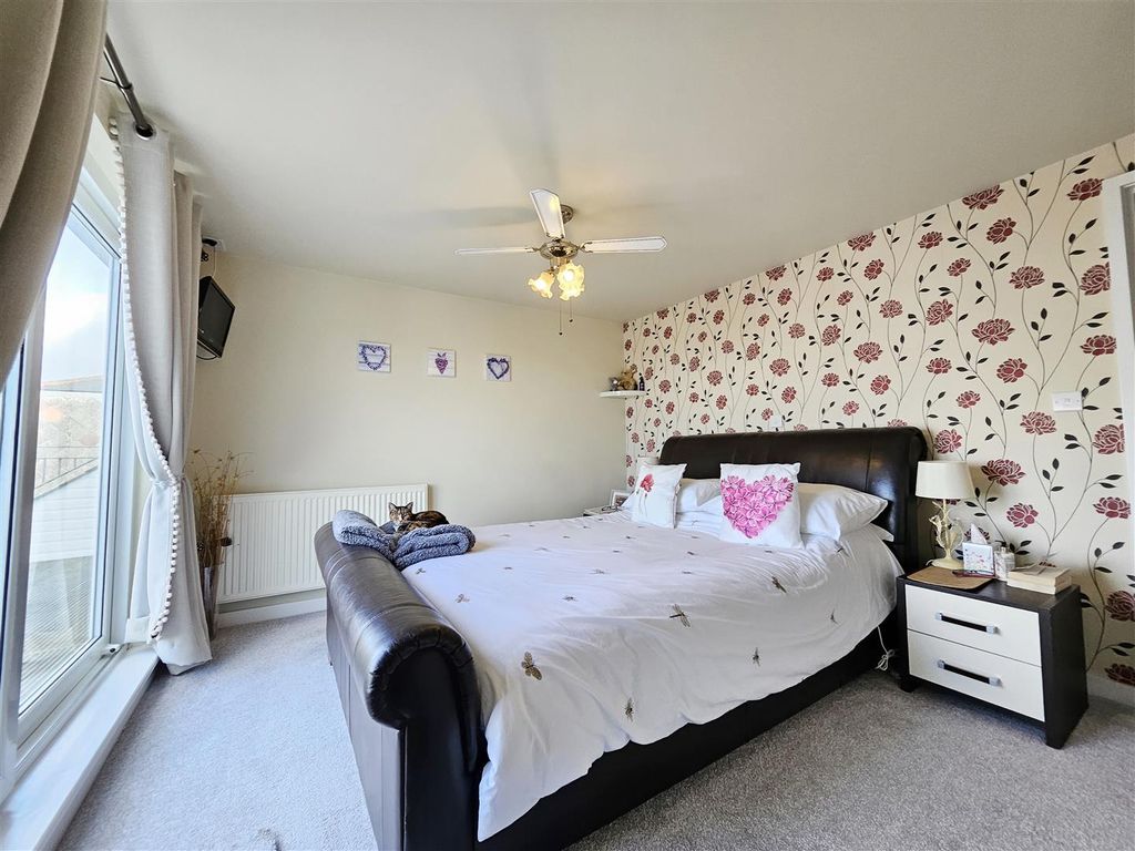 Additional image 18 of 3 bed flat for saleLamorne Close, Perranporth TR6