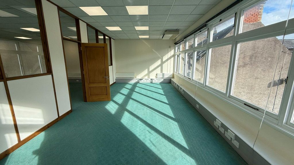 Property photo 2 of 4 Image 2