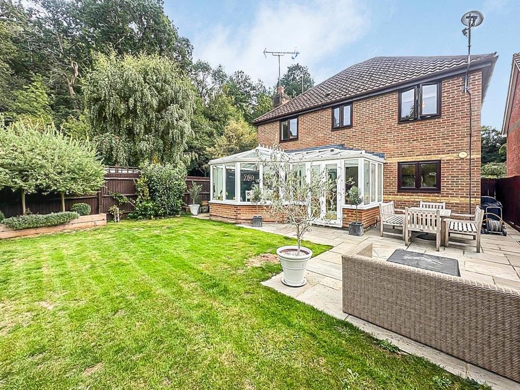 Property photo 2 of 36