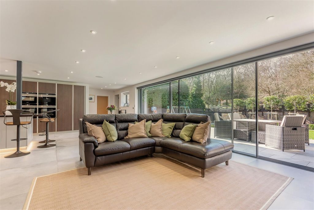Additional image 10 of 7 bed detached house for saleThe Moorlands, Four Oaks Estate B74
