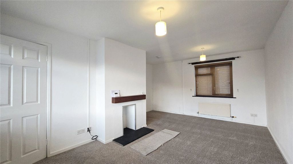 Property photo 2 of 14 Picture No. 10