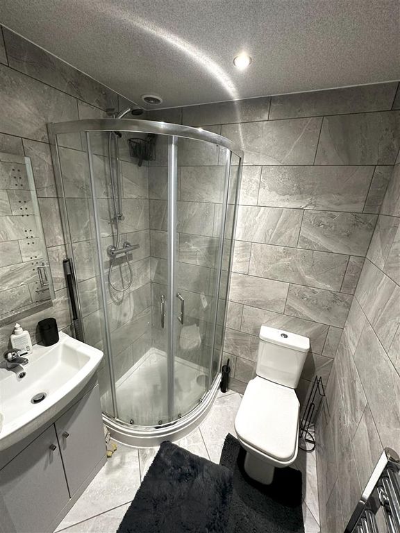 Property photo 2 of 5 WC.Jpg
