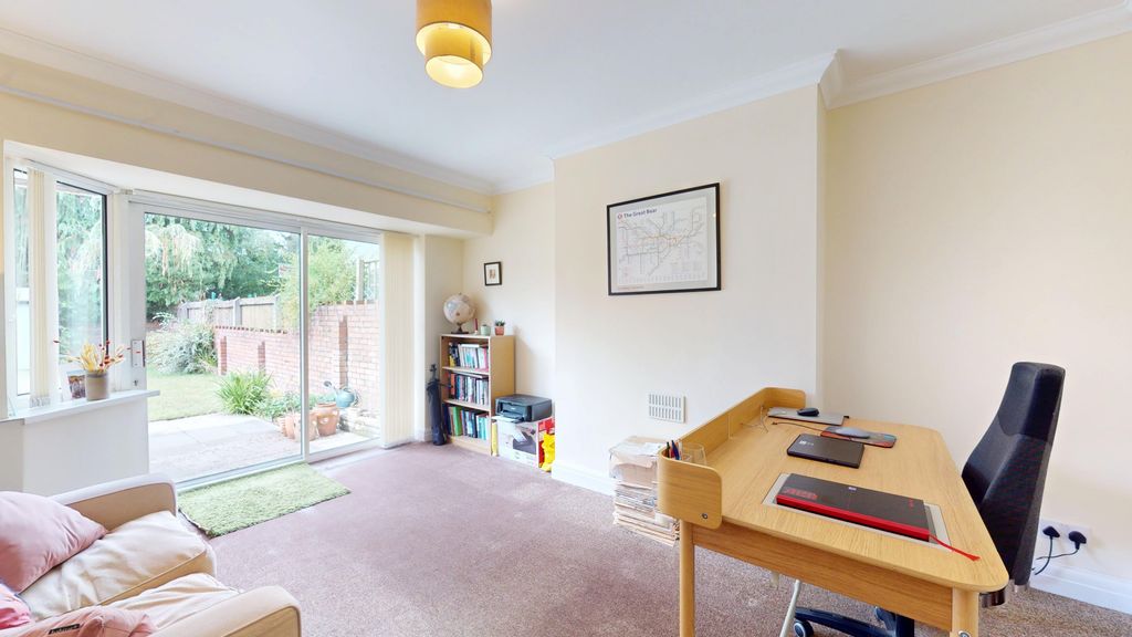 Property photo 3 of 18