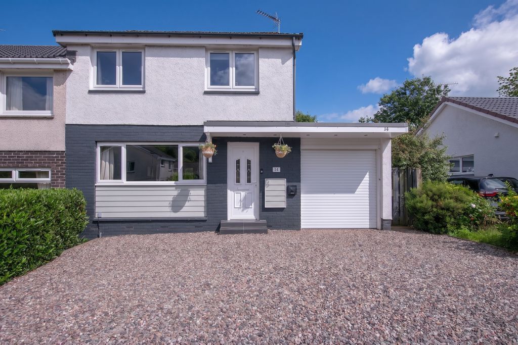 Property photo 1 of 24
