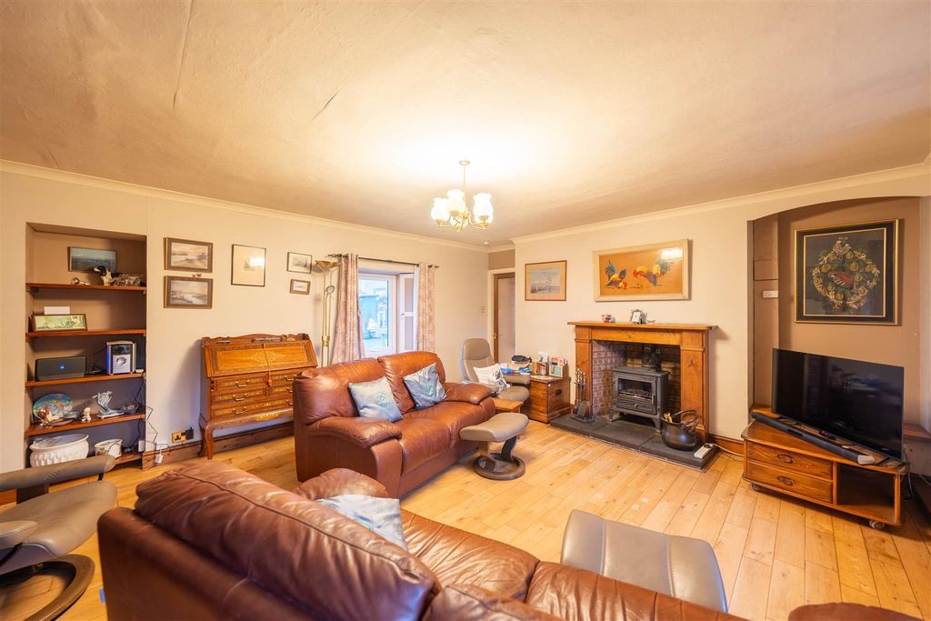 Property photo 3 of 27 Dsc00922-Hdr.Jpg