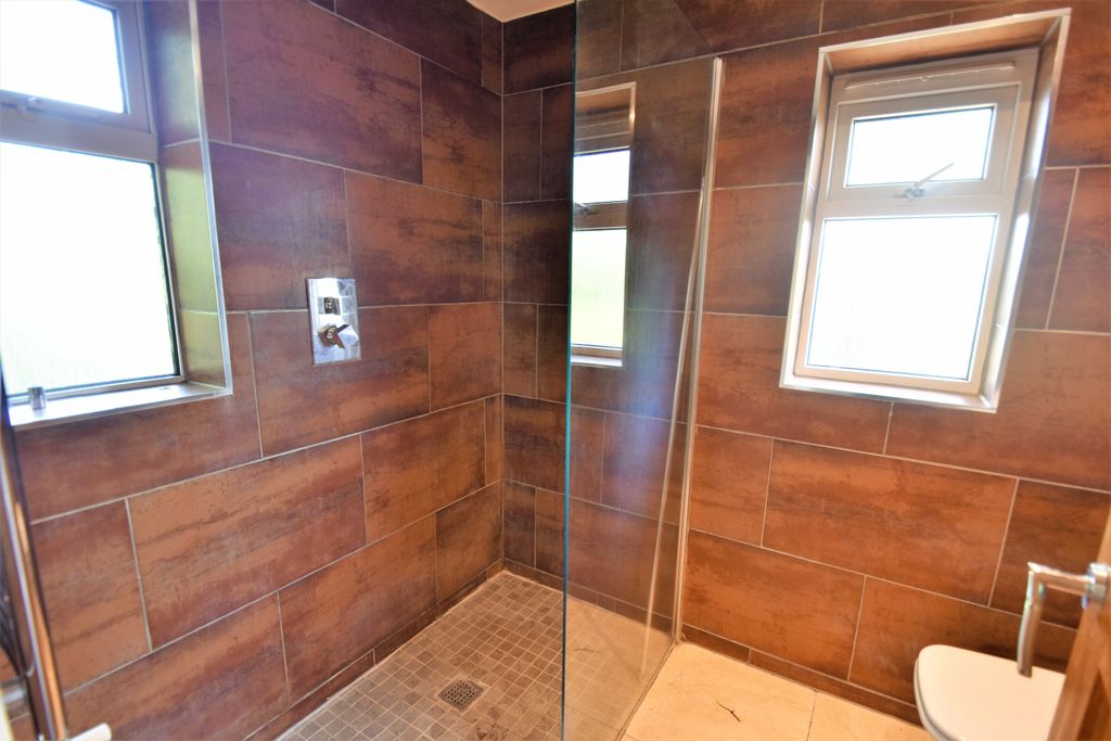 Property photo 2 of 14 Photo 10