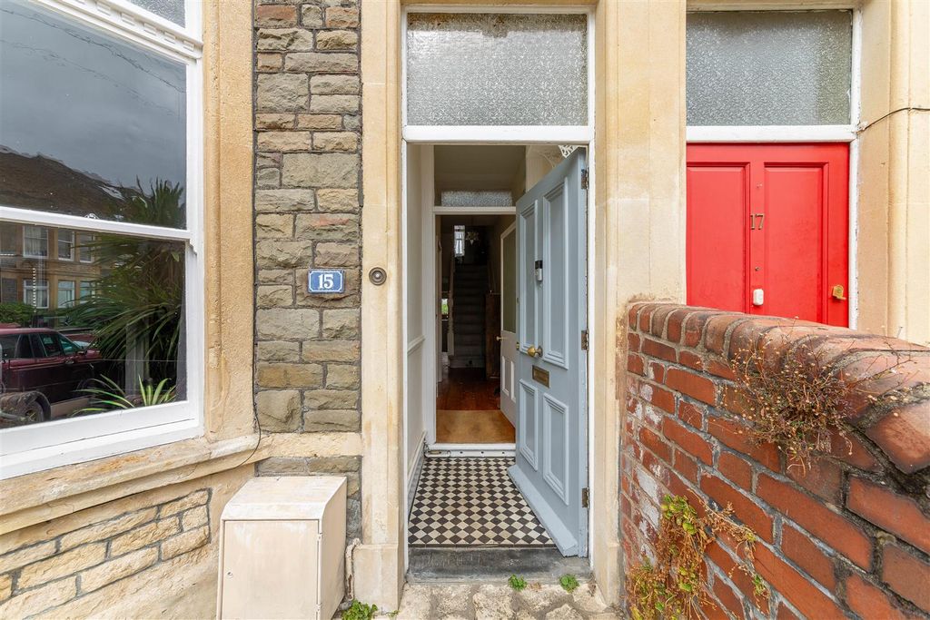 Property photo 2 of 21 Ks2B8832-Hdr.Jpg