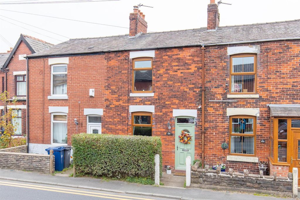 Property photo 1 of 14 Front External