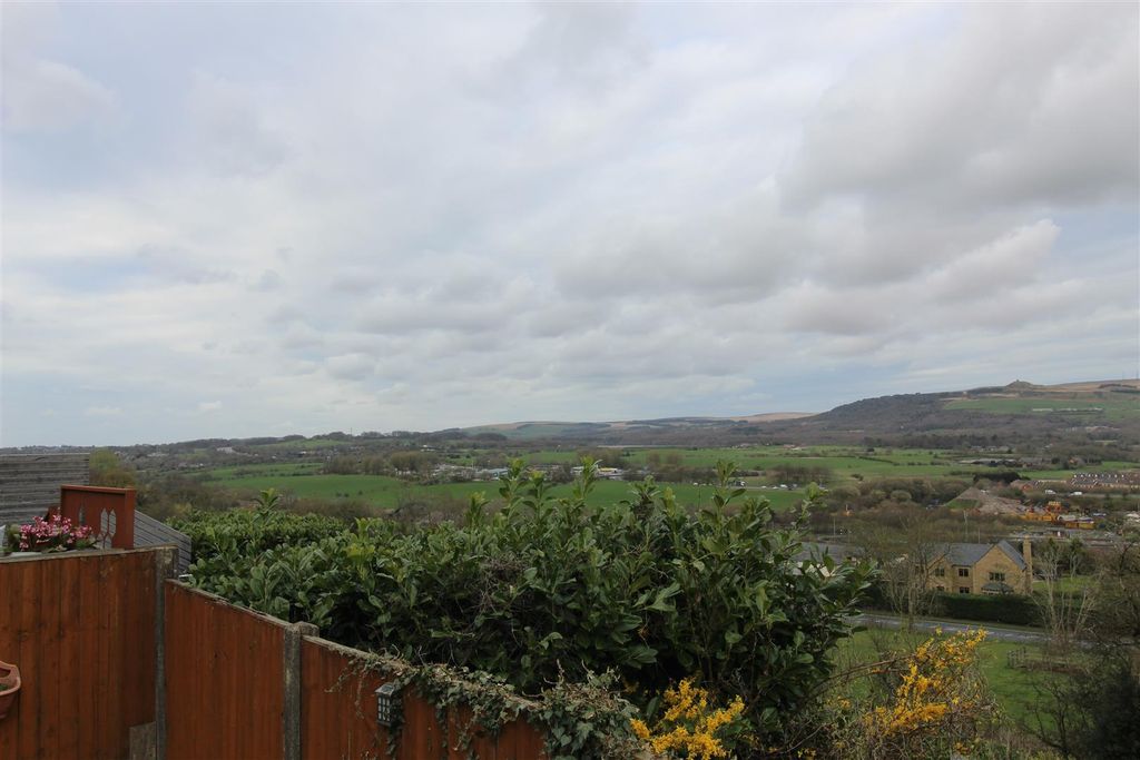 Property photo 2 of 16 Img_0395.Jpg