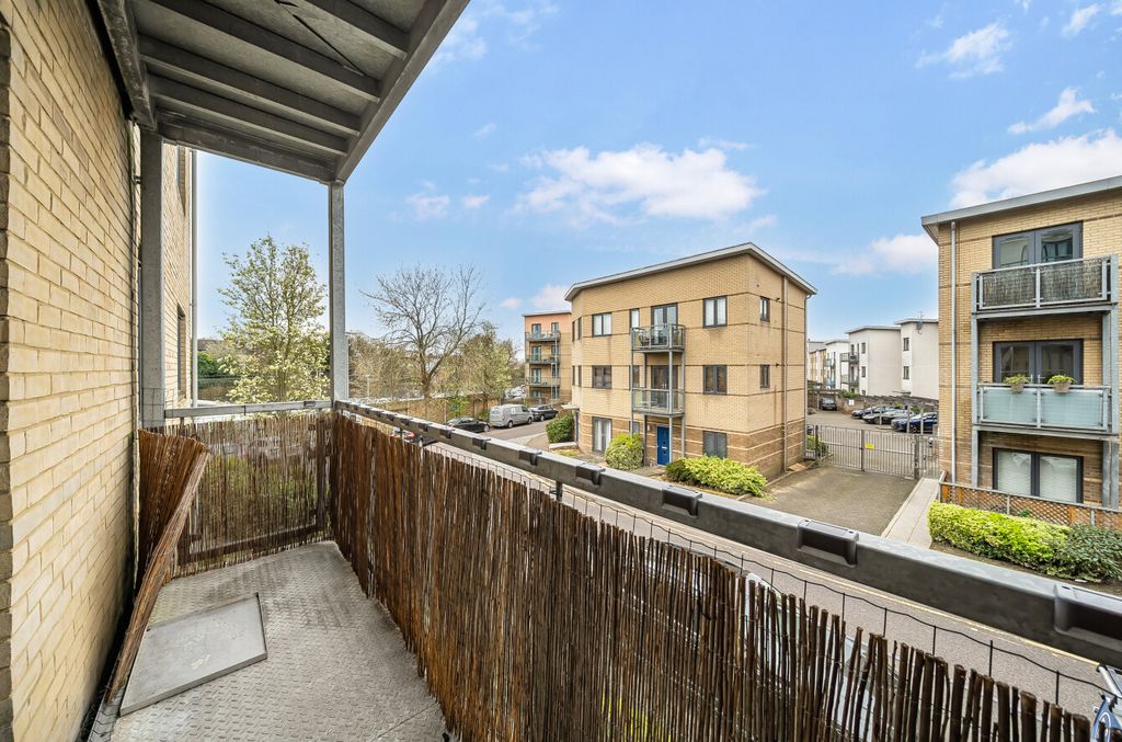 Property photo 3 of 9