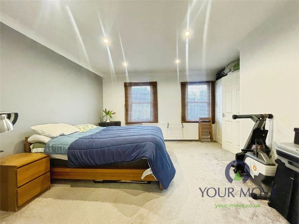 Property photo 3 of 6 Picture No. 02