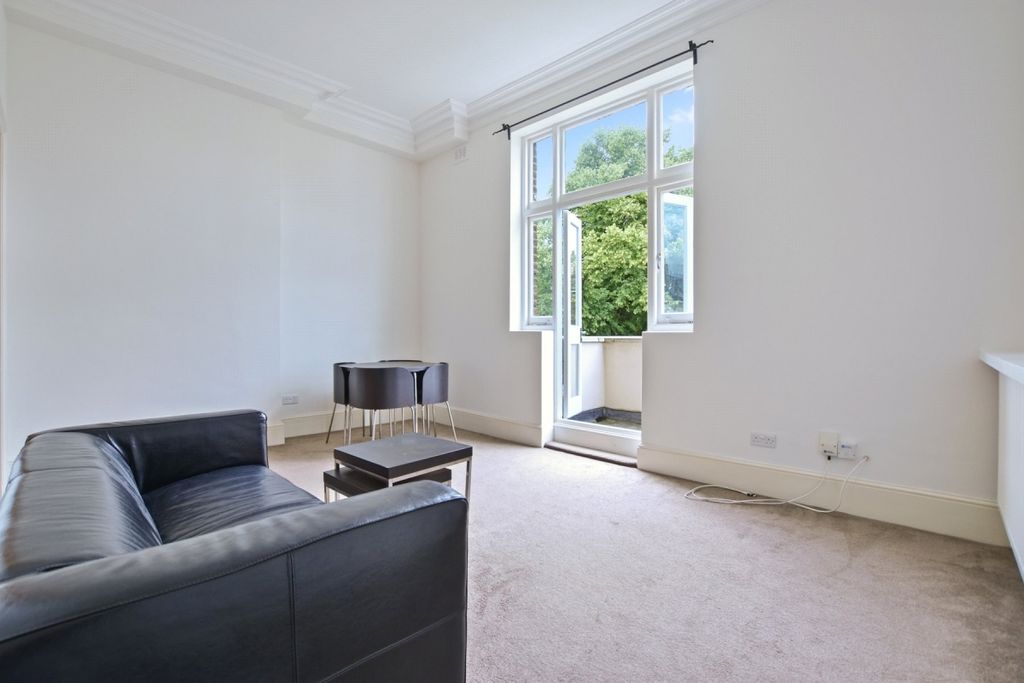 Property photo 3 of 8