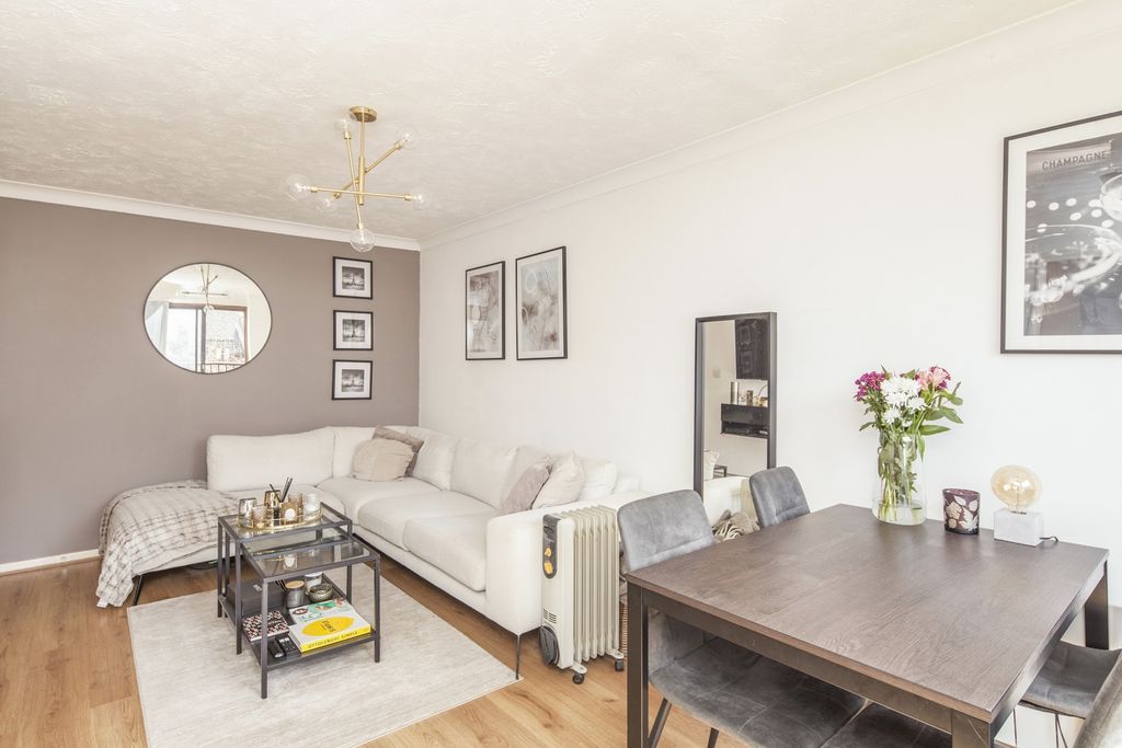 Property photo 3 of 10 _Mg_5565