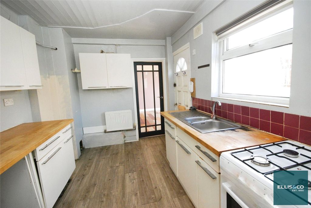 Property photo 2 of 9 Picture No. 03