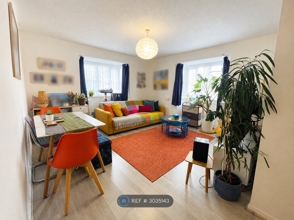 Property photo 3 of 14