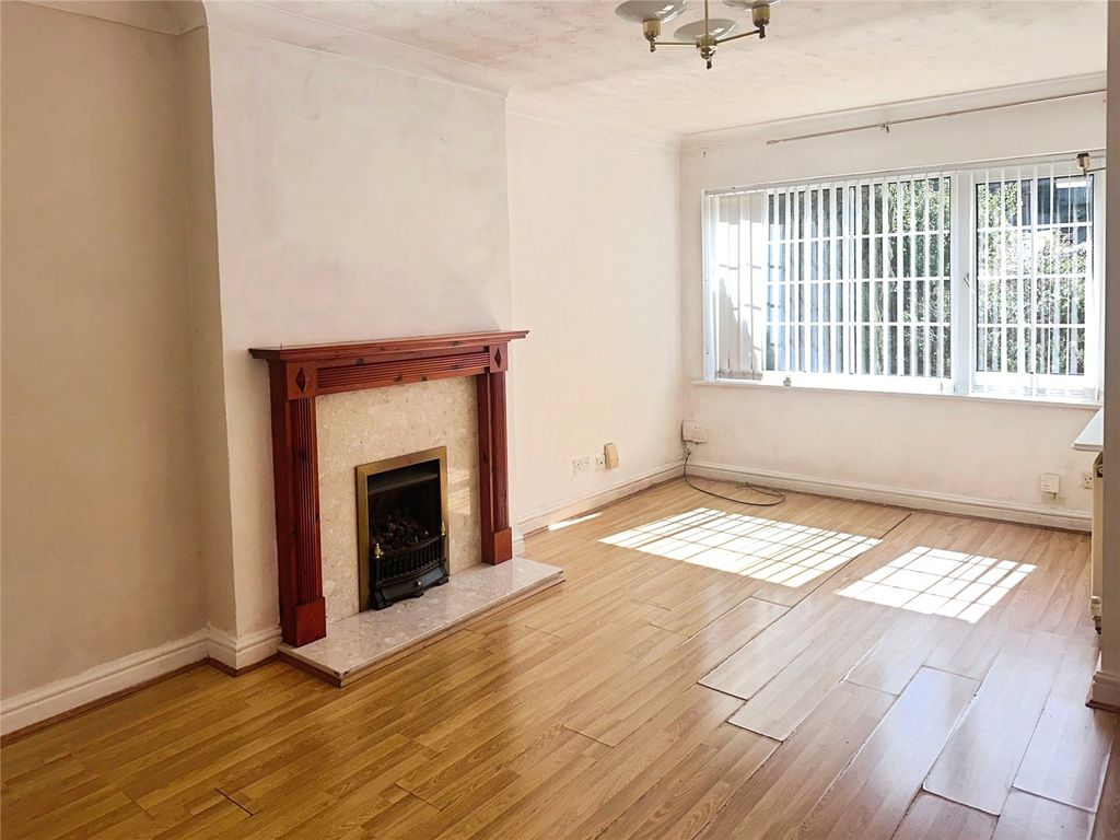 Property photo 3 of 20 Picture No. 28