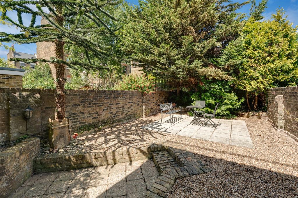 Property photo 1 of 14 52856 Hi Res (12).Jpg