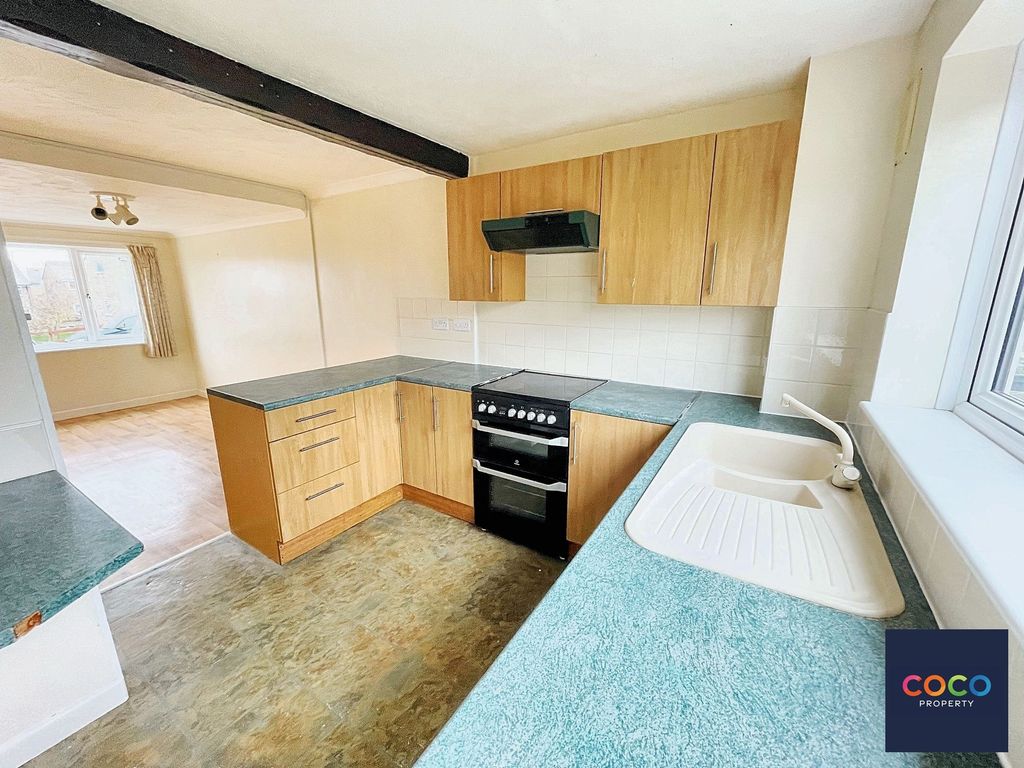 Property photo 3 of 11 Kitchen/Diner