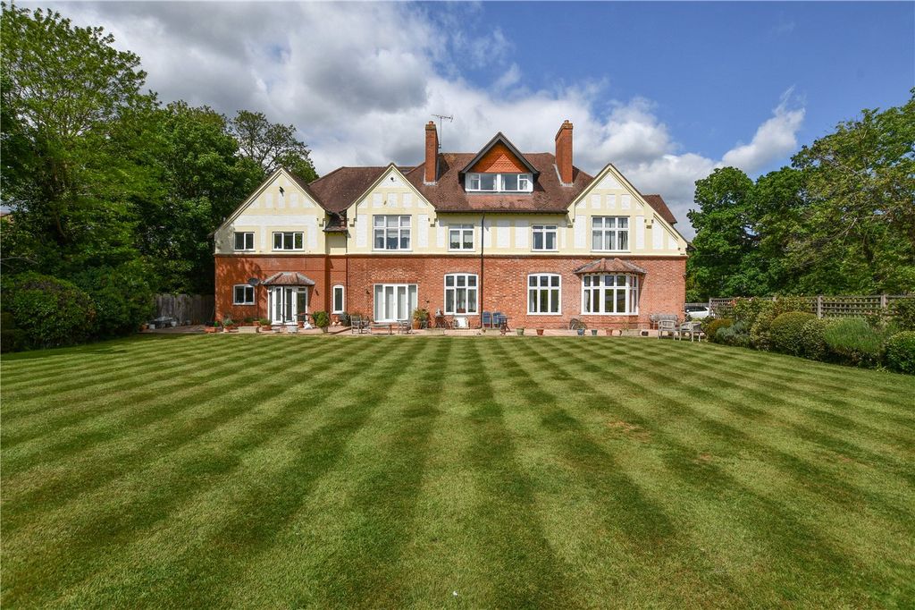 Property photo 1 of 13 Picture No. 10