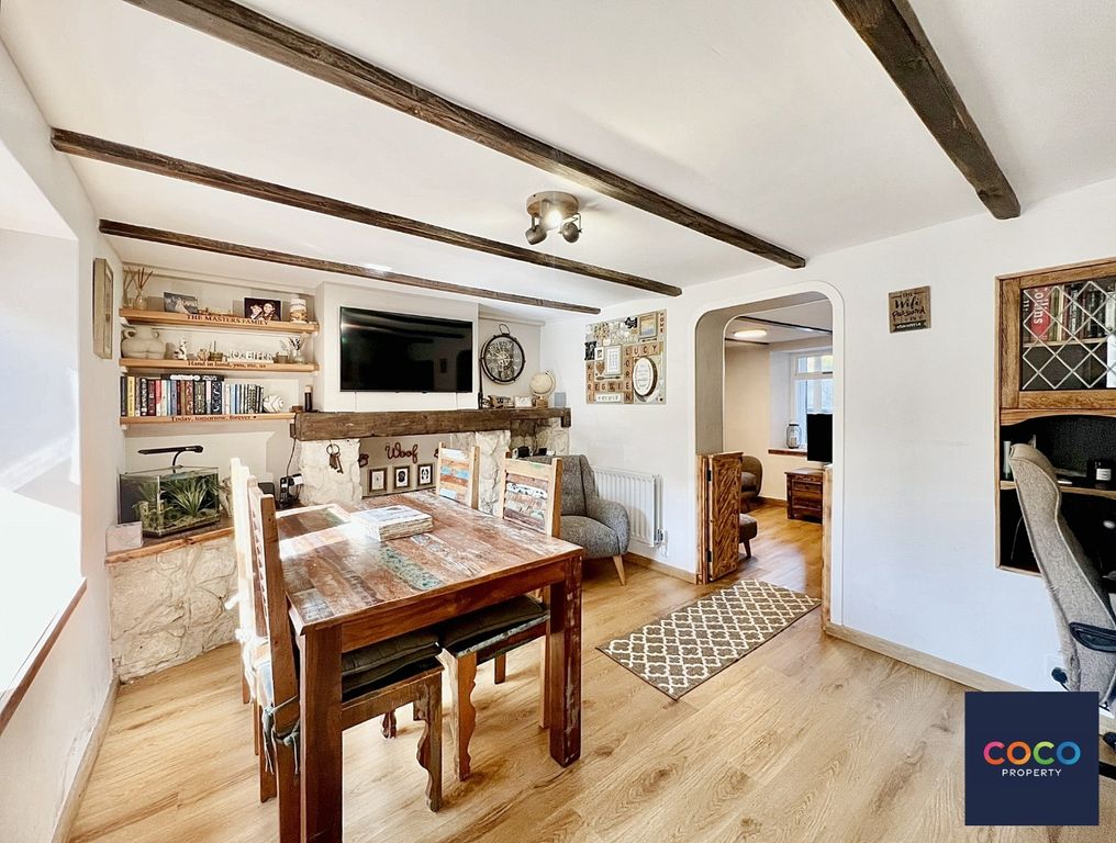 Property photo 2 of 19 4773522