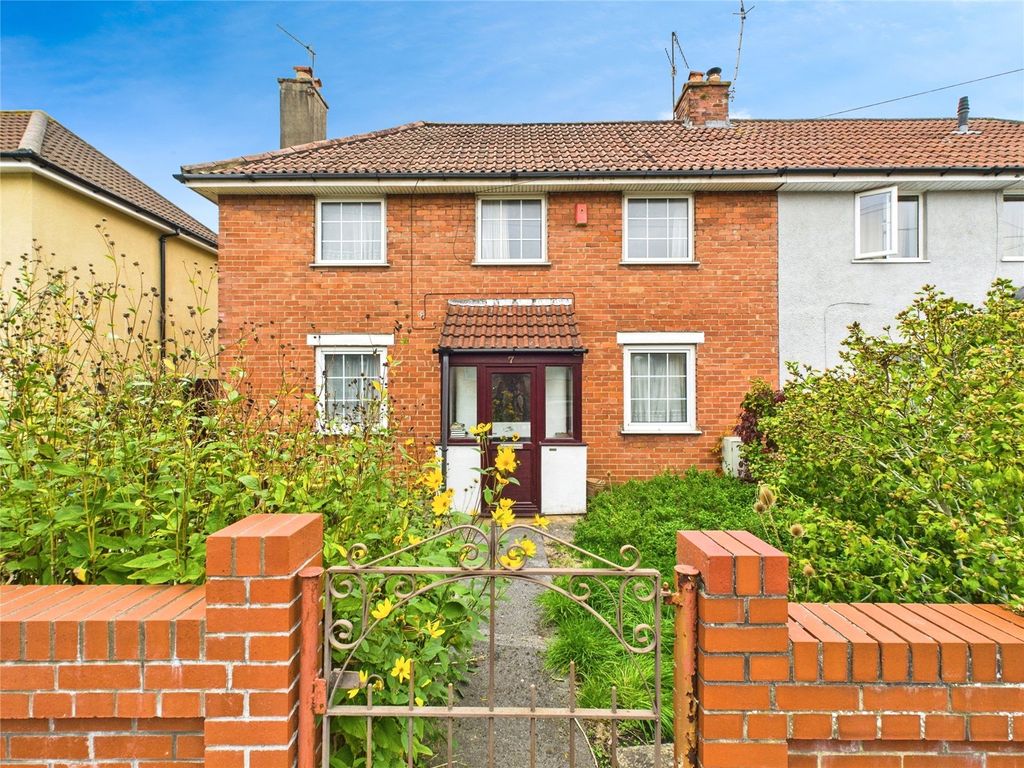 Property photo 2 of 21 Picture No. 11