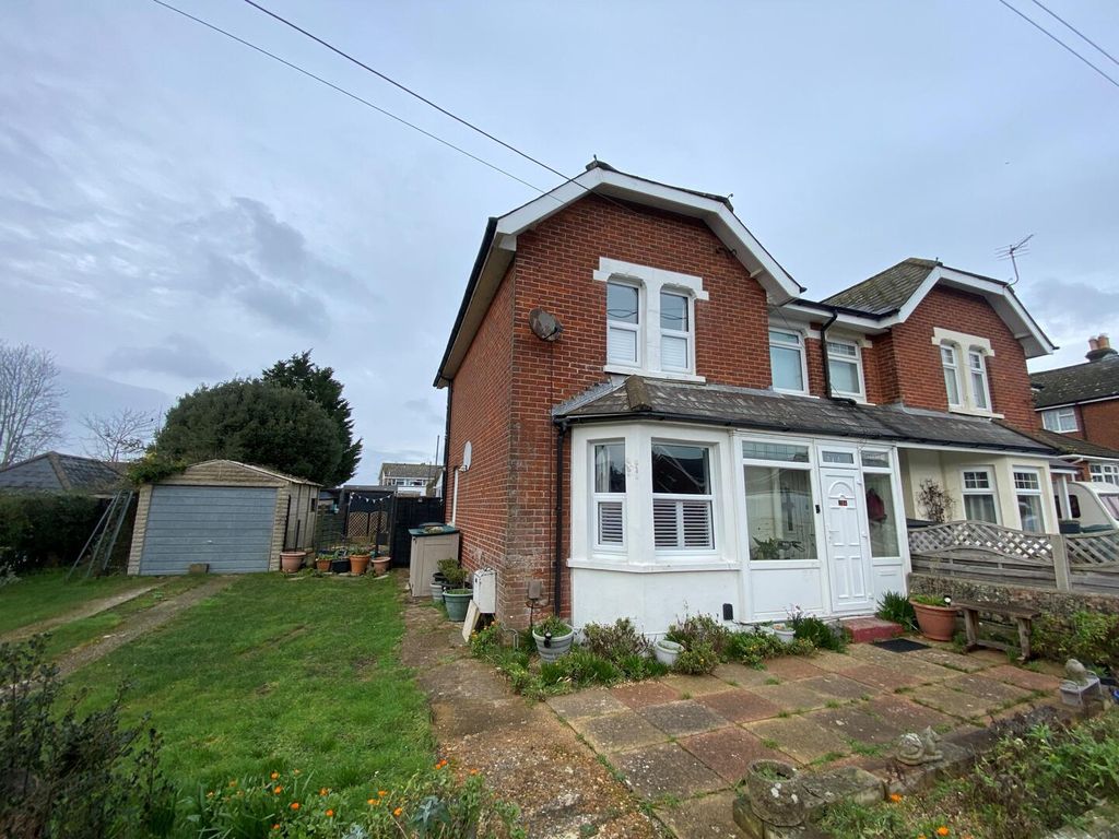 Property photo 1 of 3 Front (Exterior)