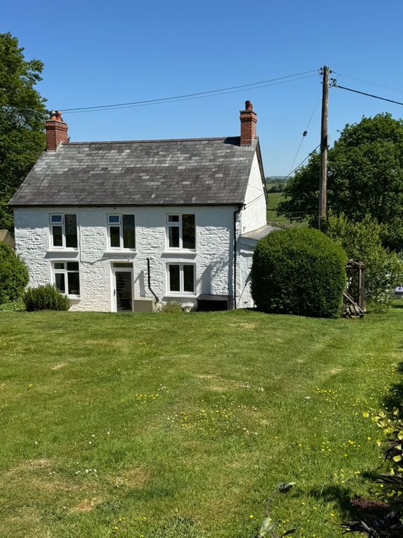 Property photo 2 of 33