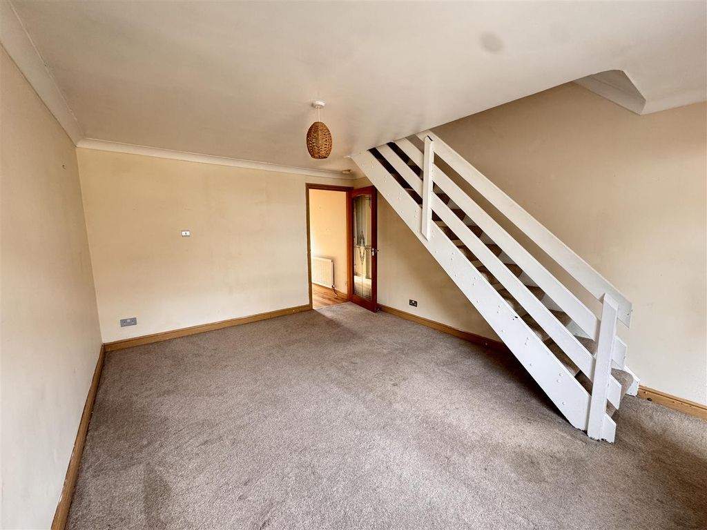 Property photo 2 of 11 Img_8449.Jpg