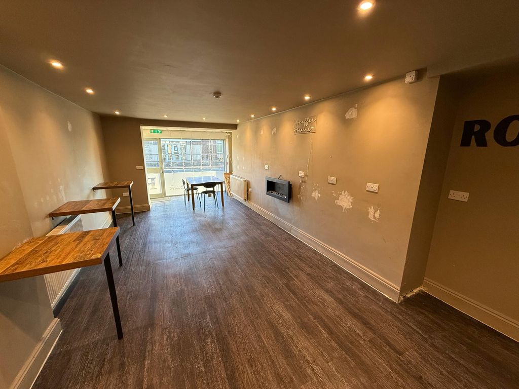 Property photo 3 of 8 Image00008.Jpeg