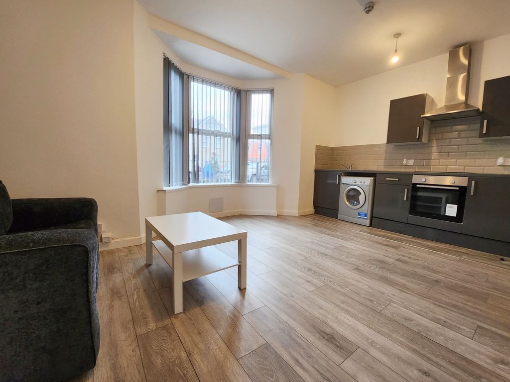 Property photo 2 of 5 Photo 4