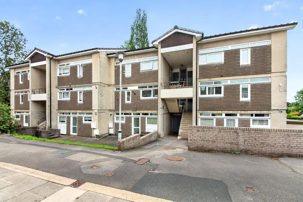 Property photo 1 of 15 122Hampsthwaiterd-27.Jpg