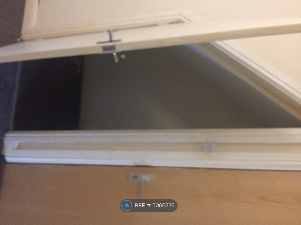 Property photo 2 of 16 Storag Under Stairs